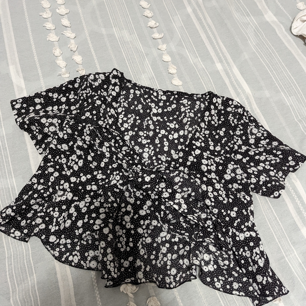 Tie front crop top